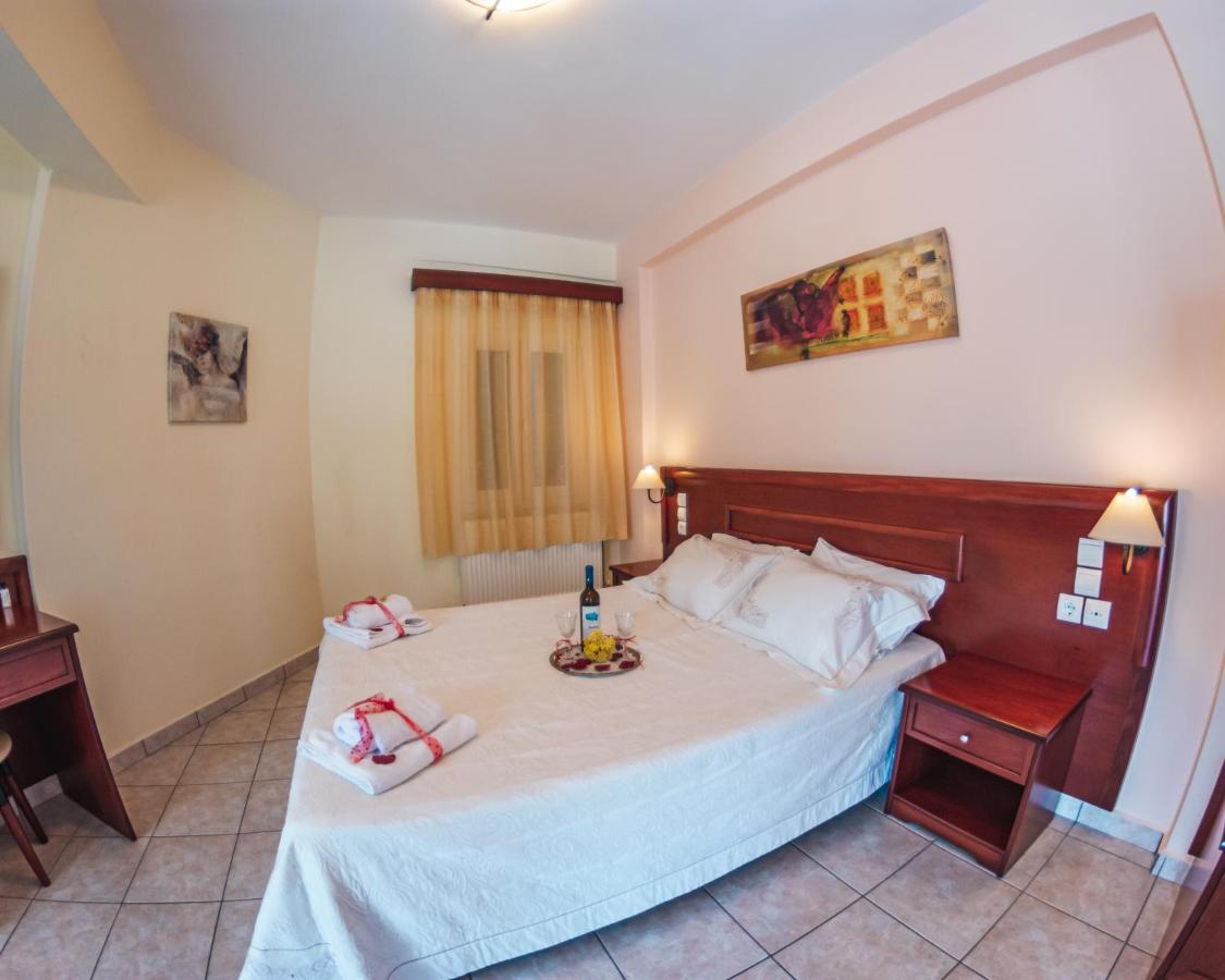 Venardos Hotel Agia Pelagia  Екстериор снимка