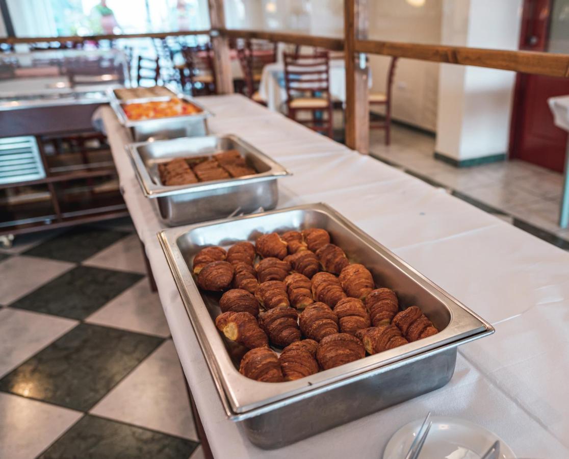Venardos Hotel Agia Pelagia  Екстериор снимка